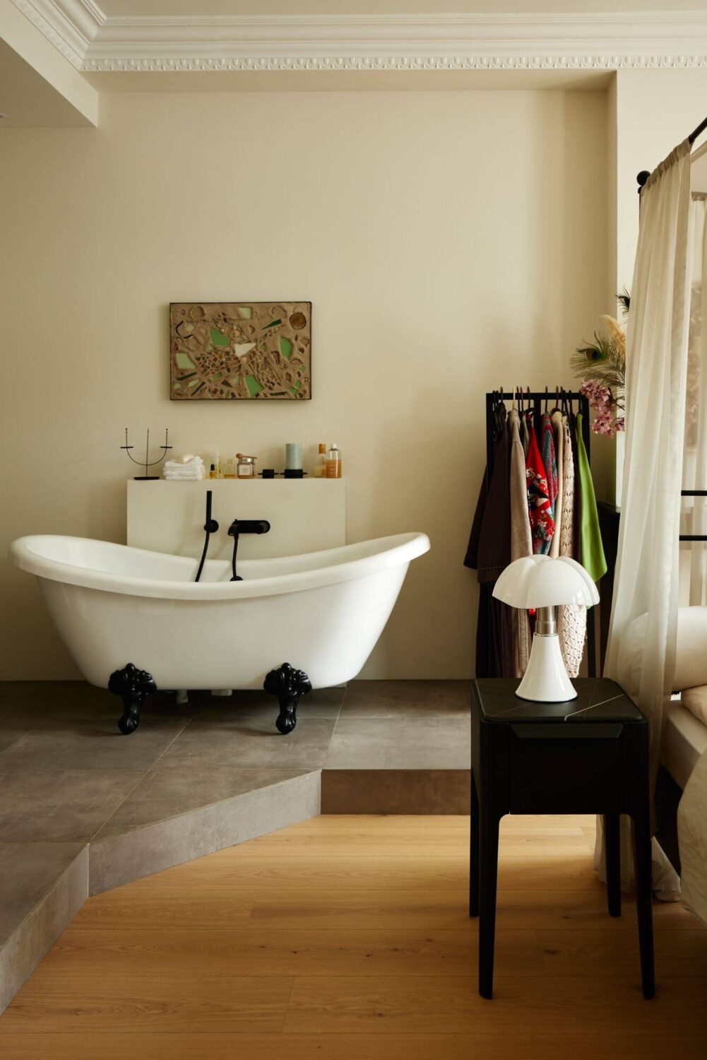 A Light Historic House in Amsterdam 13 freestanding-bath-in-master-bedroom