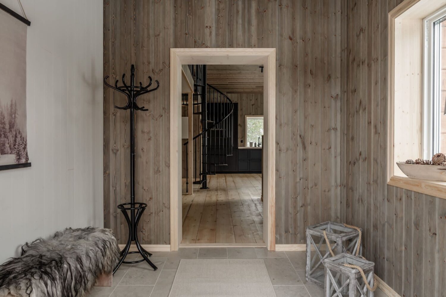 A Cozy Log House in Sweden 22 hallway-wooden-walls