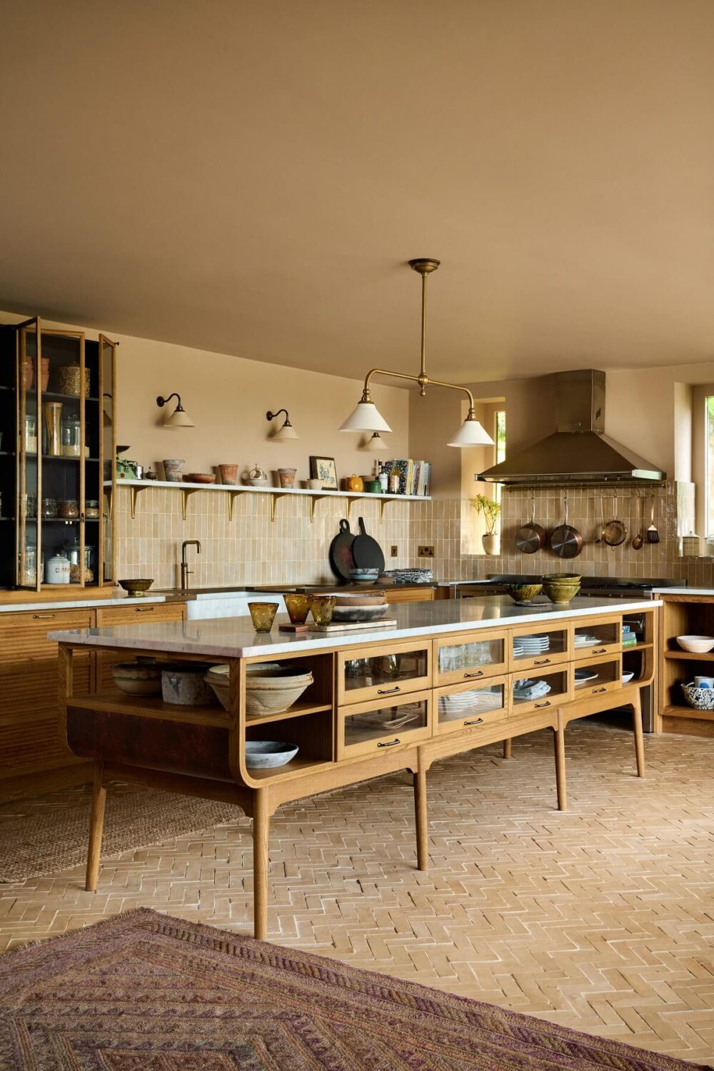 A deVOL Haberdasher's Kitchen for the Owner of Bert & May 4 kitchen-island-devol-The-Haberdasher's-Kitchen-bert-and-may-nordroom