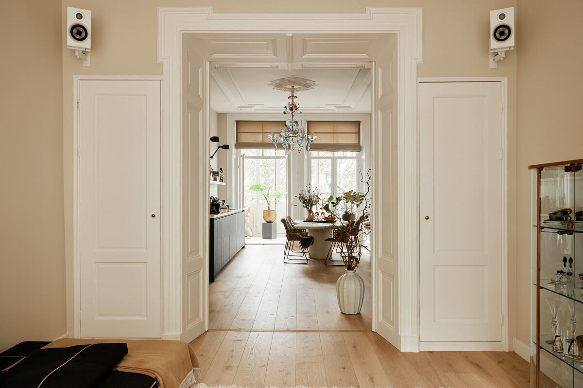 A Light Historic House in Amsterdam 6 living-room-kitchen-amsterdam