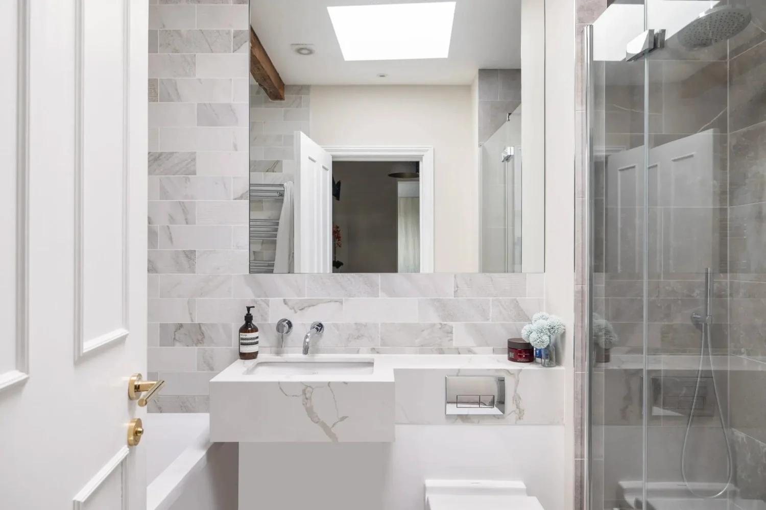 A London Maisonette with Color Pops 9 marble bathroom A London Maisonette with Color Pops