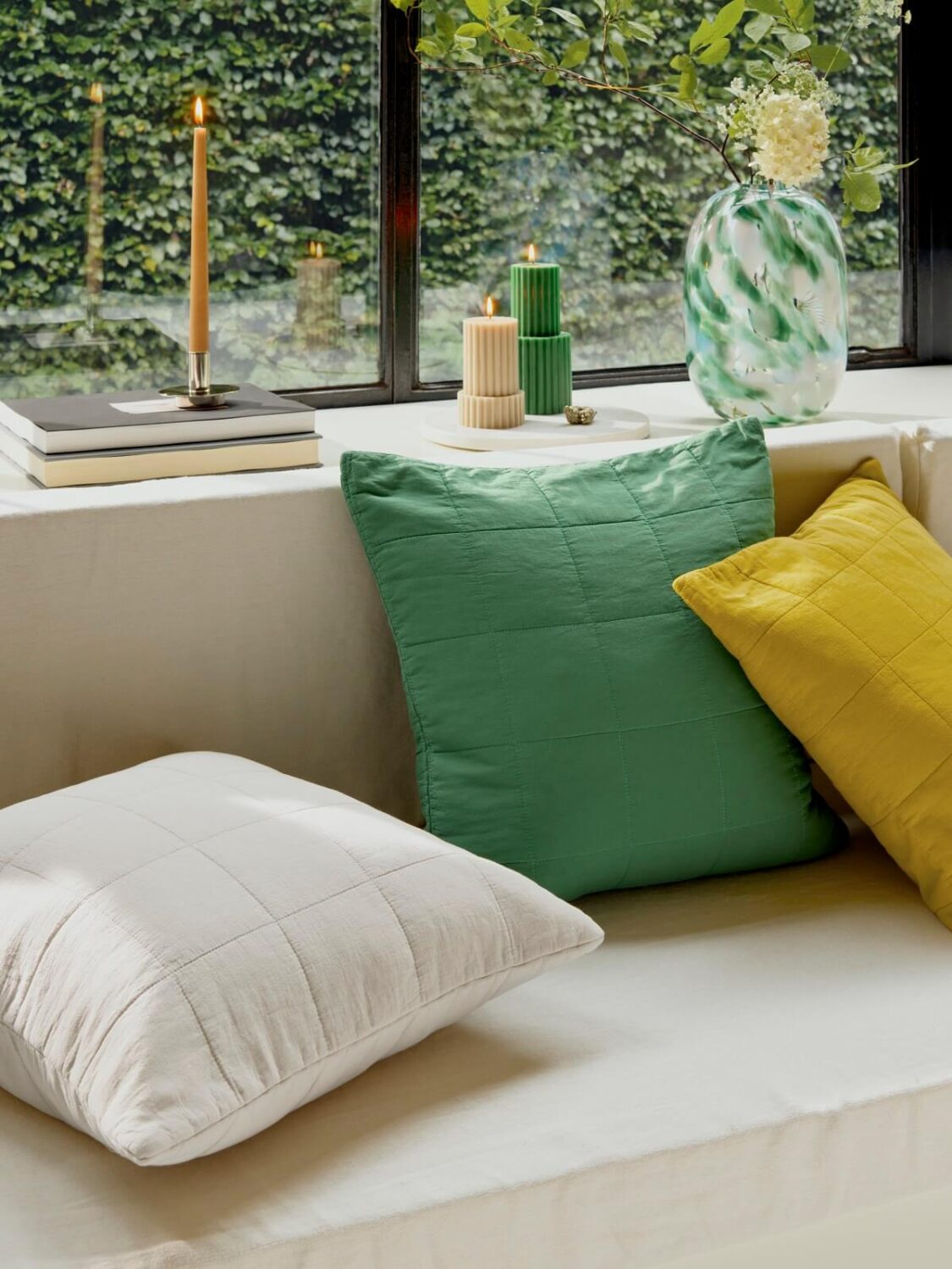 H&M HOME Spring Collection 2024: Fresh & Clean 5 cushions-hm-home-spring-nordroom