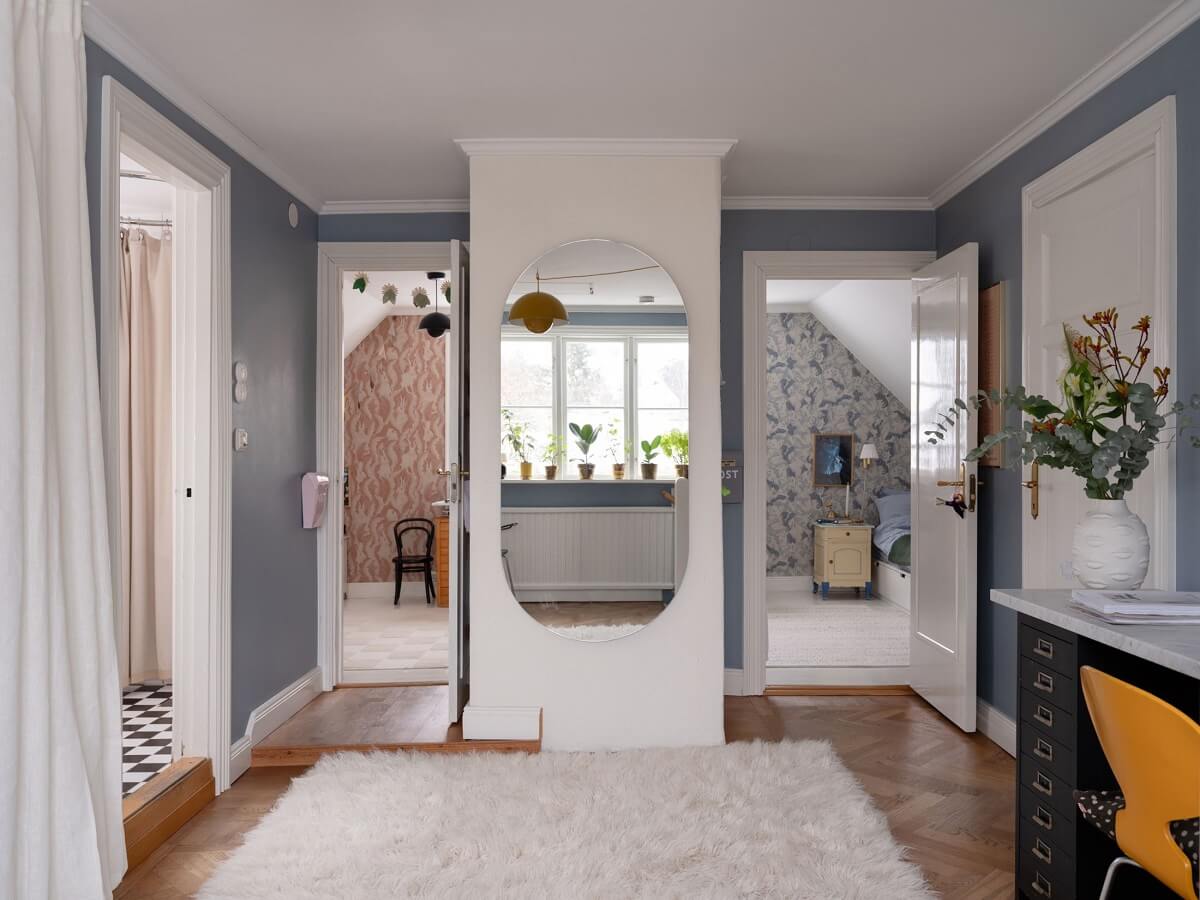 A Light Family Home in a Historic Yellow Villa 22 first floor landng with home office nordroom