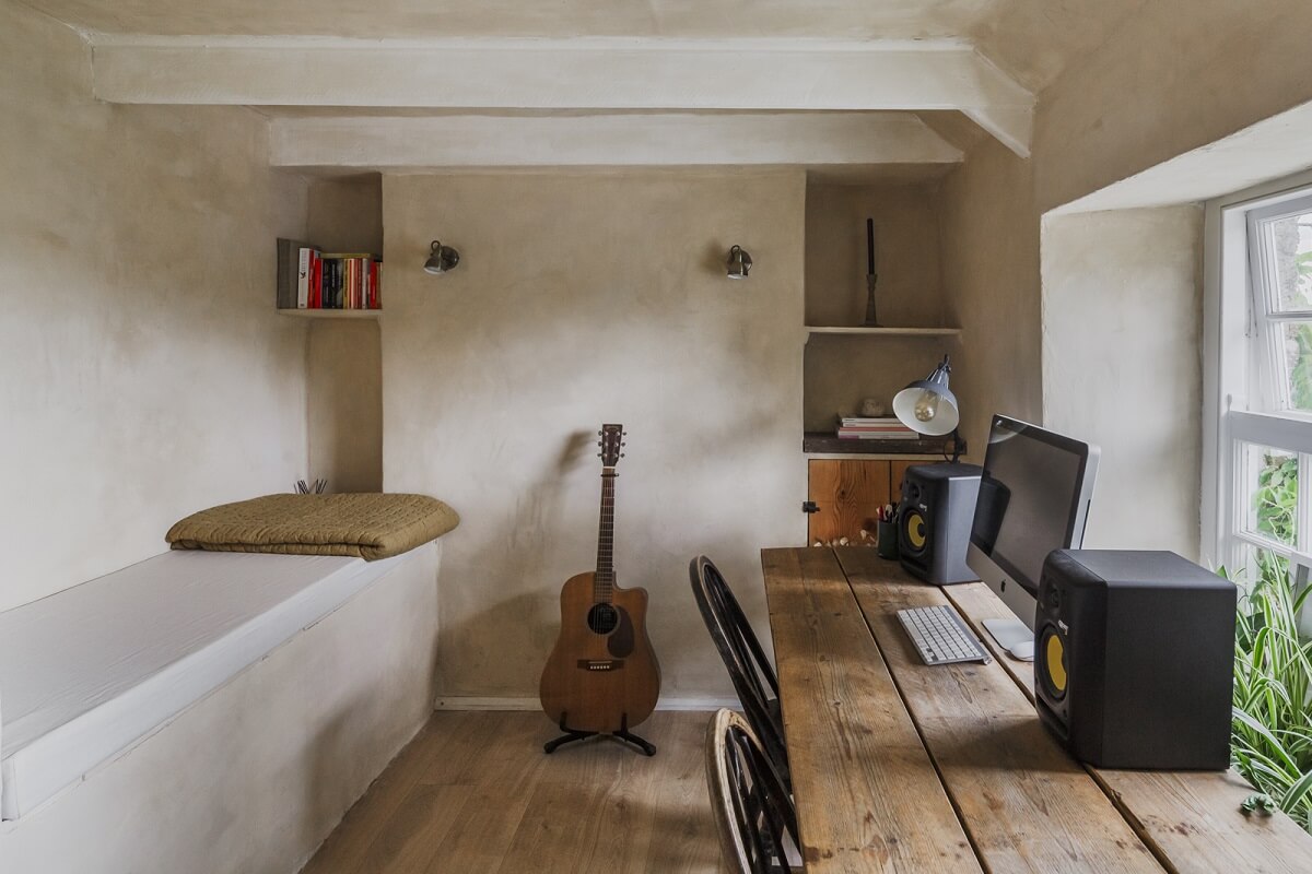 A Serene English Cottage in Cornwall 15 home-office-rustic-wooden-desk-nordroom