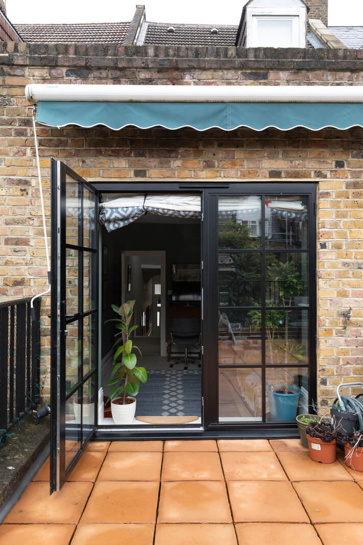 A Victorian House in London with Three Outdoor Spaces 25 roof terrace nordroom