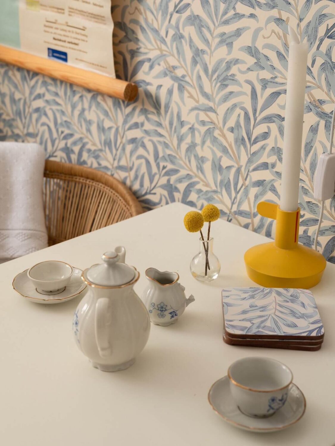 A Light Family Home in a Historic Yellow Villa 11 table detail