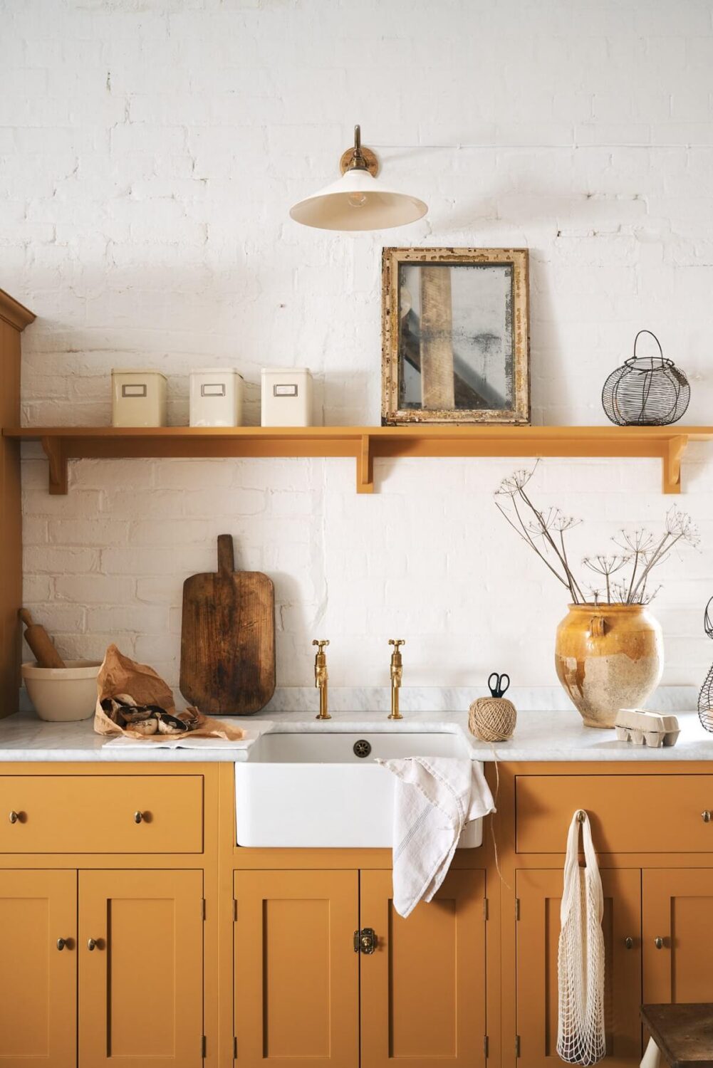 A Yellow Mediterranean-style deVOL Kitchen with High Ceilings 9 10.TheRealShakerKitchen deVOL nordroom A Yellow Mediterranean-style deVOL Kitchen with High Ceilings