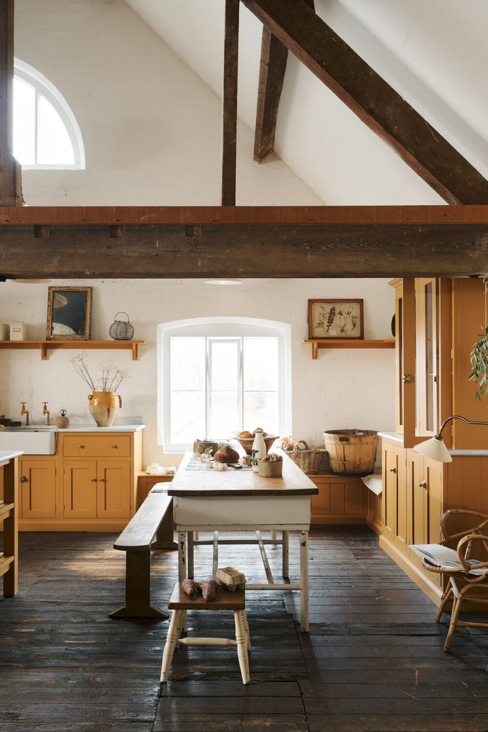 A Yellow Mediterranean-style deVOL Kitchen with High Ceilings 4 2.TheRealShakerKitchen deVOL nordroom A Yellow Mediterranean-style deVOL Kitchen with High Ceilings