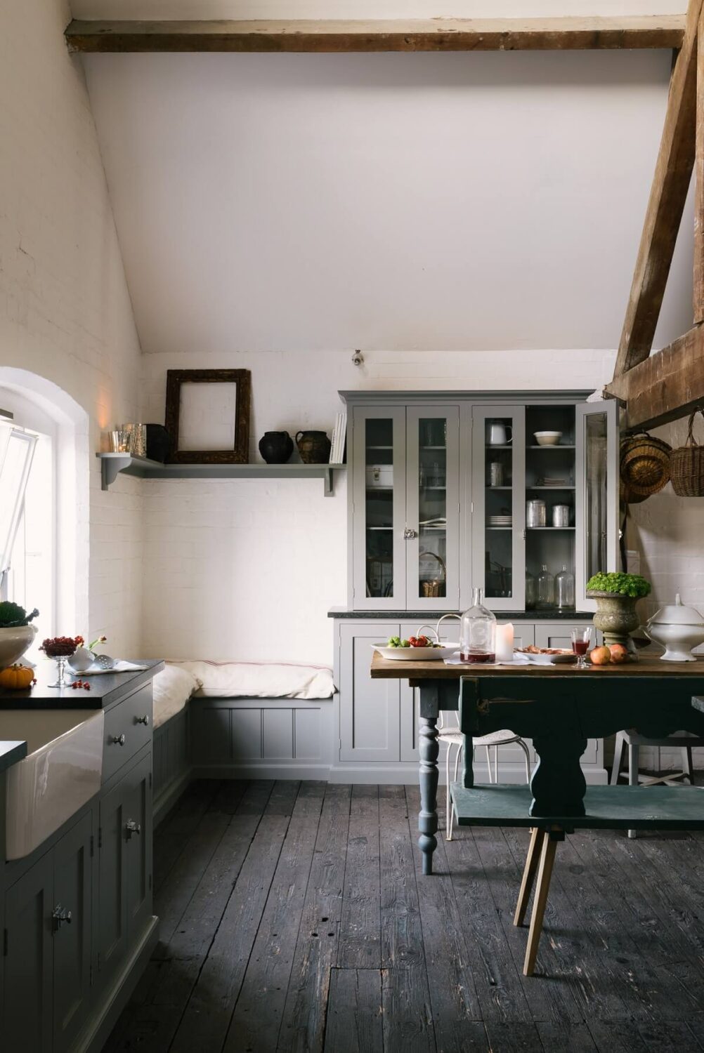 A Yellow Mediterranean-style deVOL Kitchen with High Ceilings 18 3.TheRealShakerKitchen deVOL before nordroom A Yellow Mediterranean-style deVOL Kitchen with High Ceilings