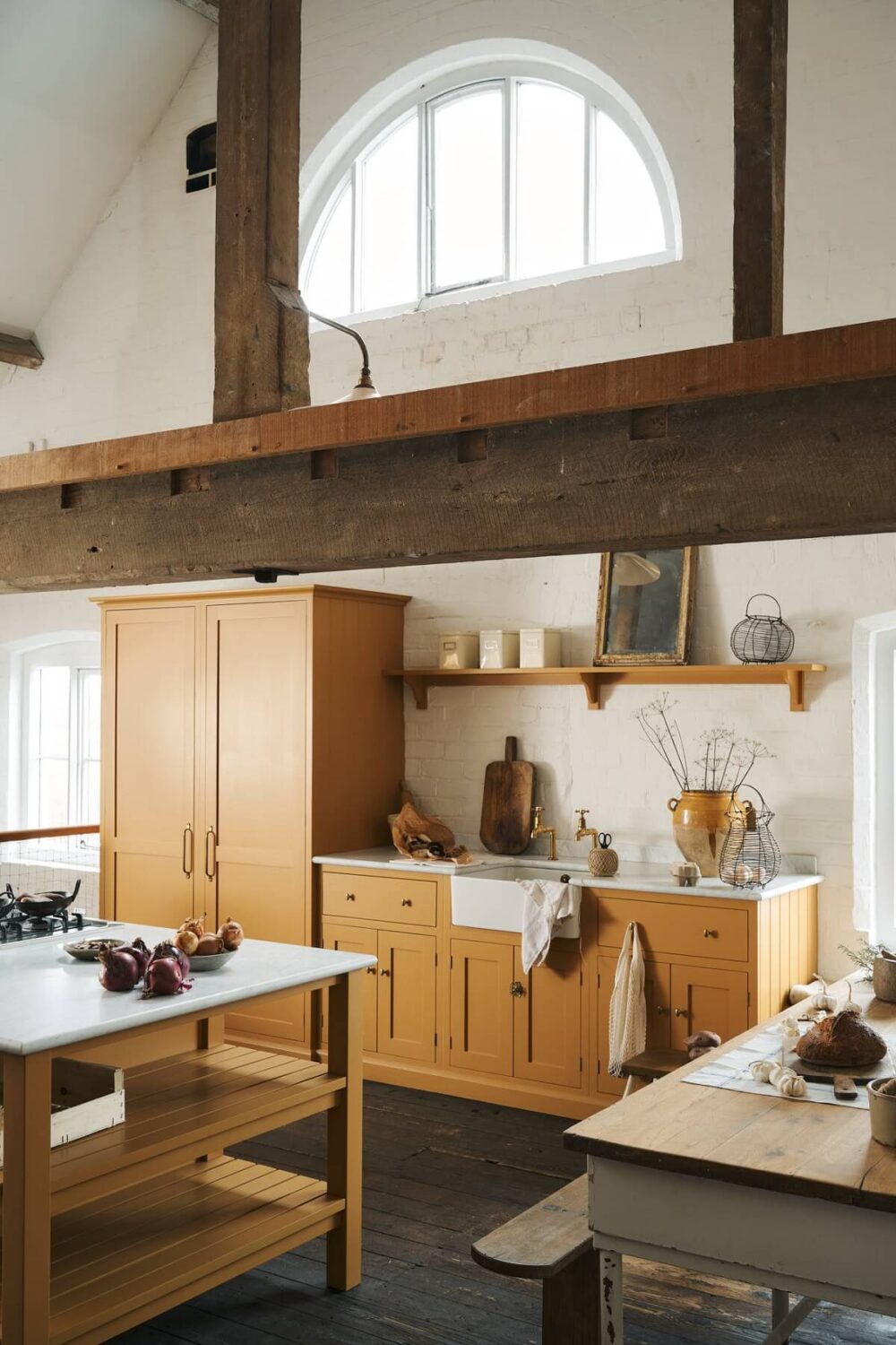 A Yellow Mediterranean-style deVOL Kitchen with High Ceilings 2 8.TheRealShakerKitchen deVOL nordroom A Yellow Mediterranean-style deVOL Kitchen with High Ceilings