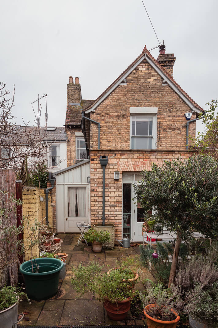 A Home with Cottage Interiors in a Former Cambridge Shop 26 backyard historic cambridge house