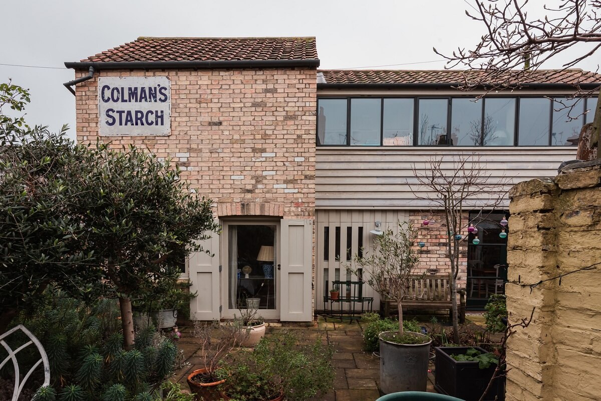 A Home with Cottage Interiors in a Former Cambridge Shop 24 converted workspace
