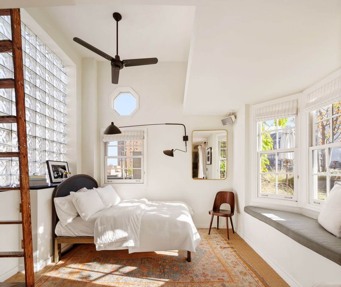 A New York Penthouse with a Rooftop Cottage 19 cottage style bedroom with window seat nordroom