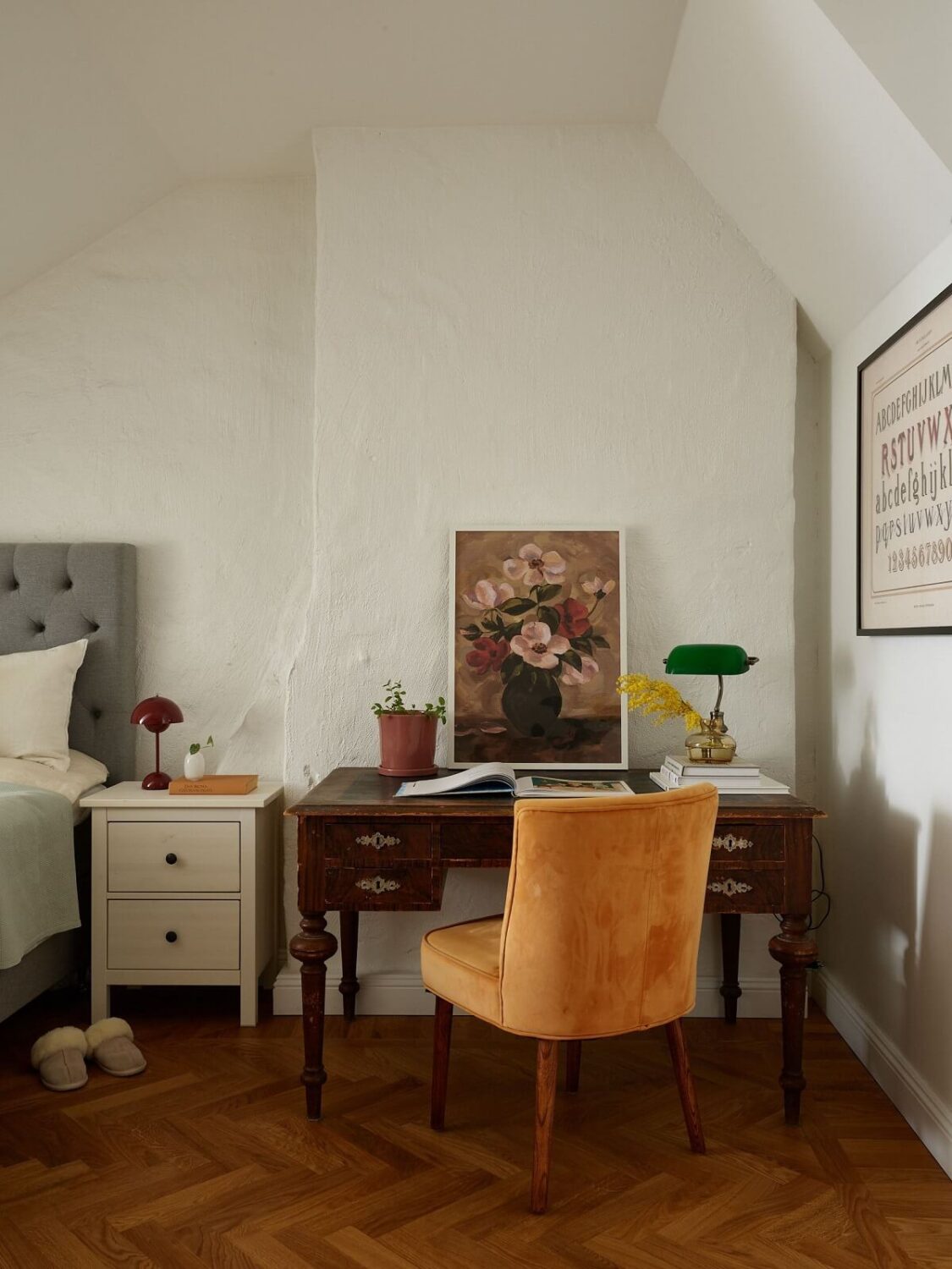 Green Tones in a Renovated Stockholm Duplex Apartment 18 desk in bedroom