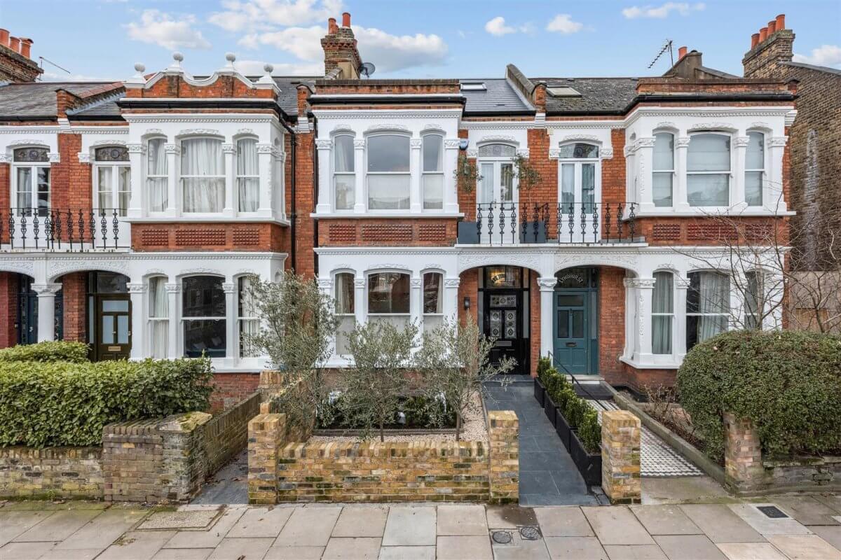 Modern Rustic Interiors in an Edwardian House in London 36 exterior london house
