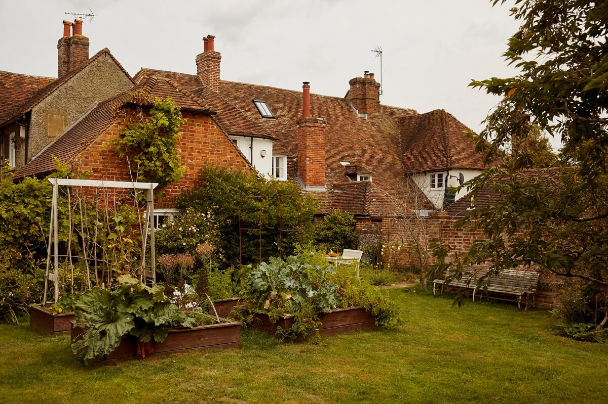 A Cozy Home with Exposed Beams in a Former Post Office 17 garden-post-office-conversion