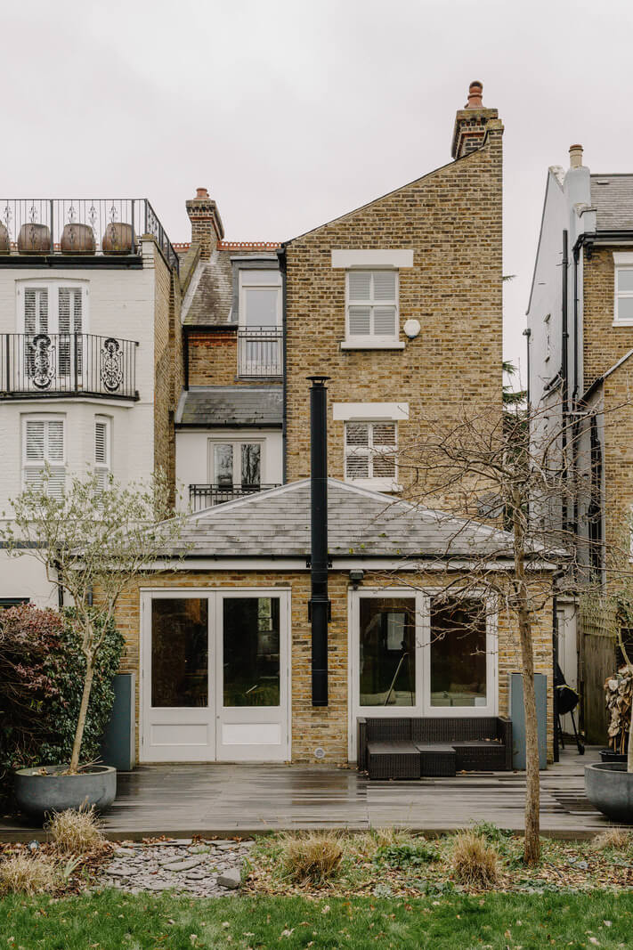 Colorful Walls in an English Victorian Townhouse 25 garden terrace exterior london townhouse