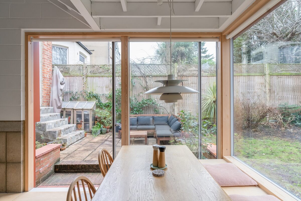 An Award-Winning Apartment with a Modern Extension 11 glass kitchen extension victorian house