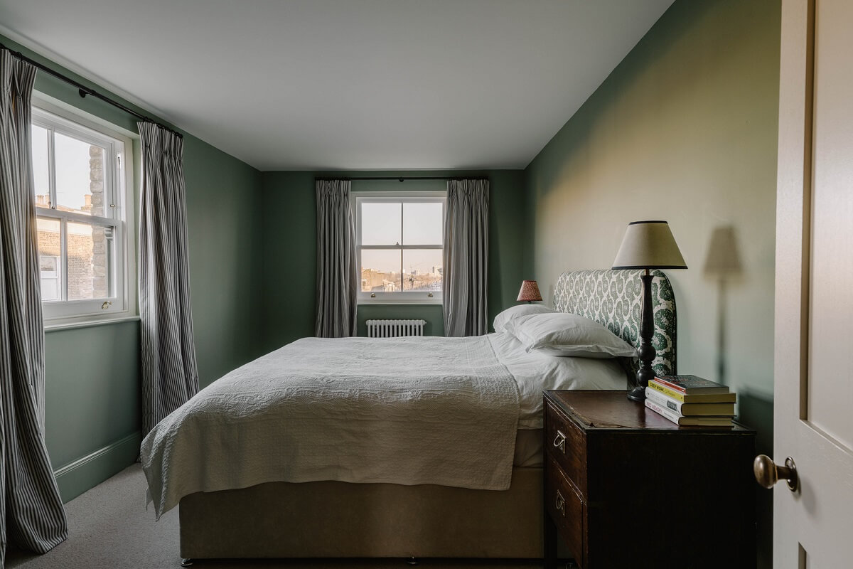 A Restored and Extended London Townhouse 20 green bedroom