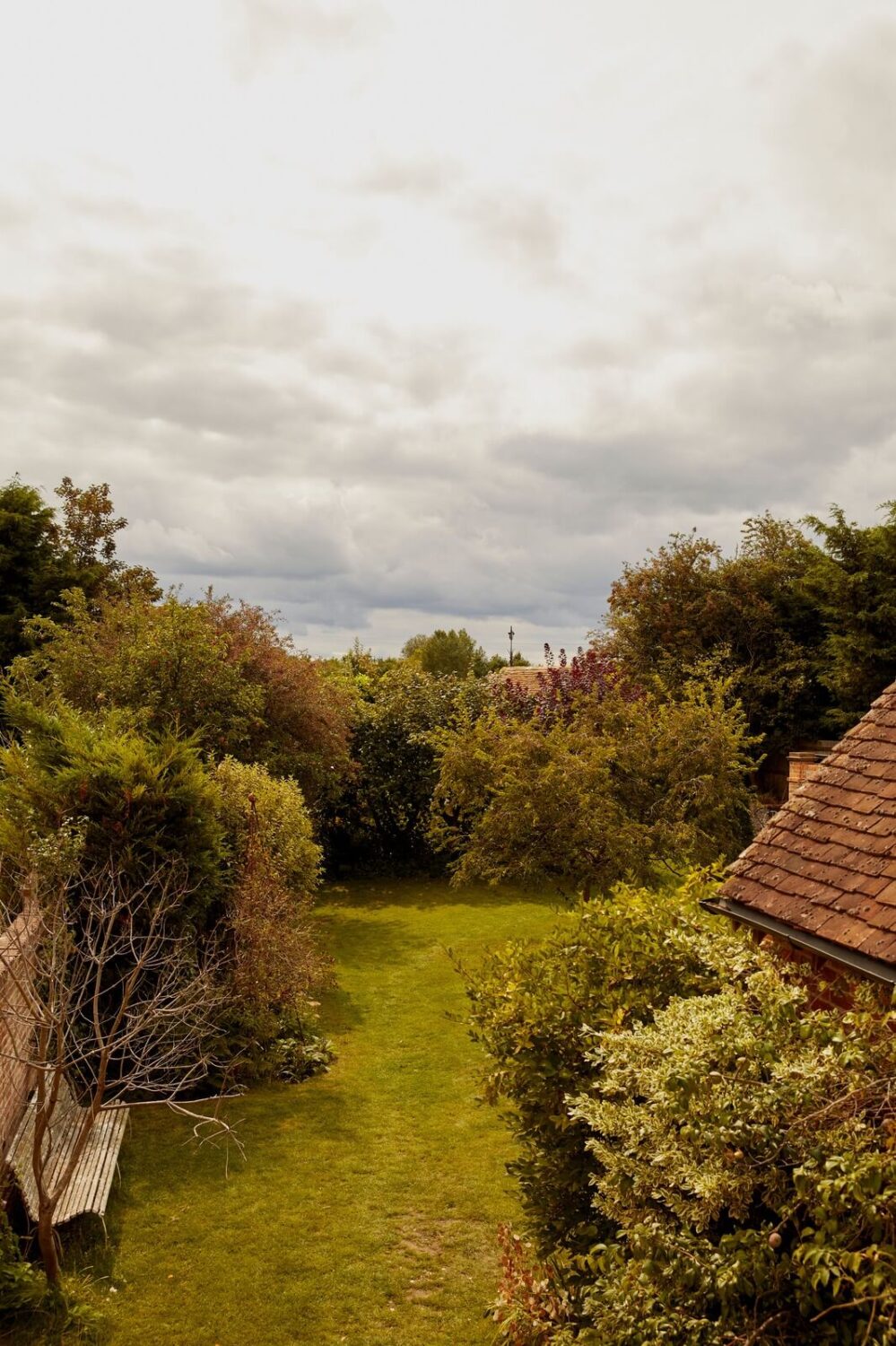 A Cozy Home with Exposed Beams in a Former Post Office 19 green-garden-post-office-conversion