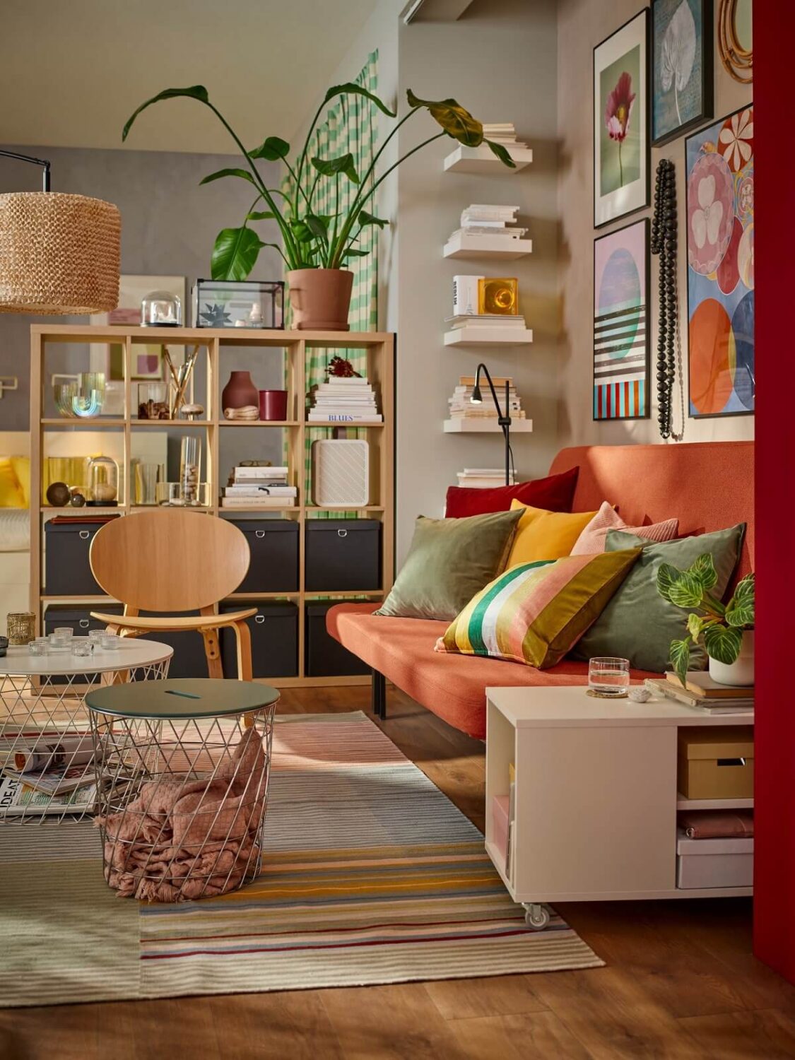 50+ Rooms That Prove ‘The Unexpected Red Theory’ Really Works 6 ikea living room red color accent nordroom
