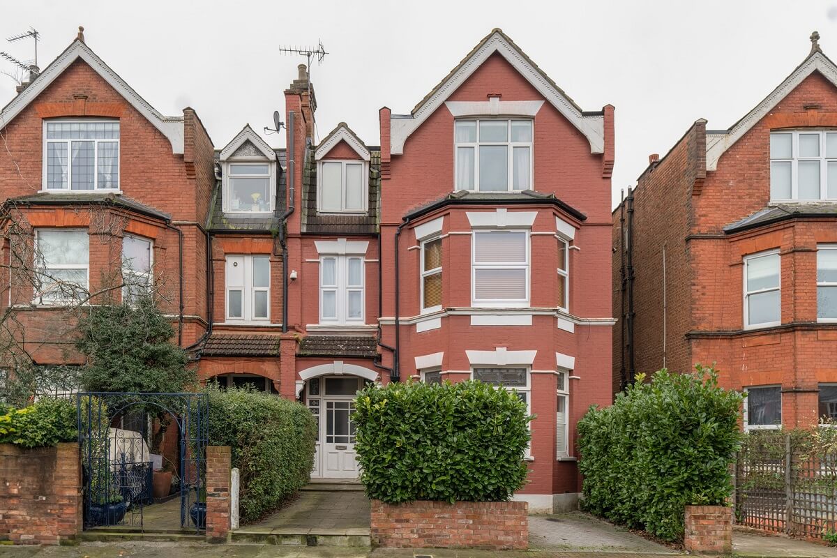 An Award-Winning Apartment with a Modern Extension 28 victorian house london