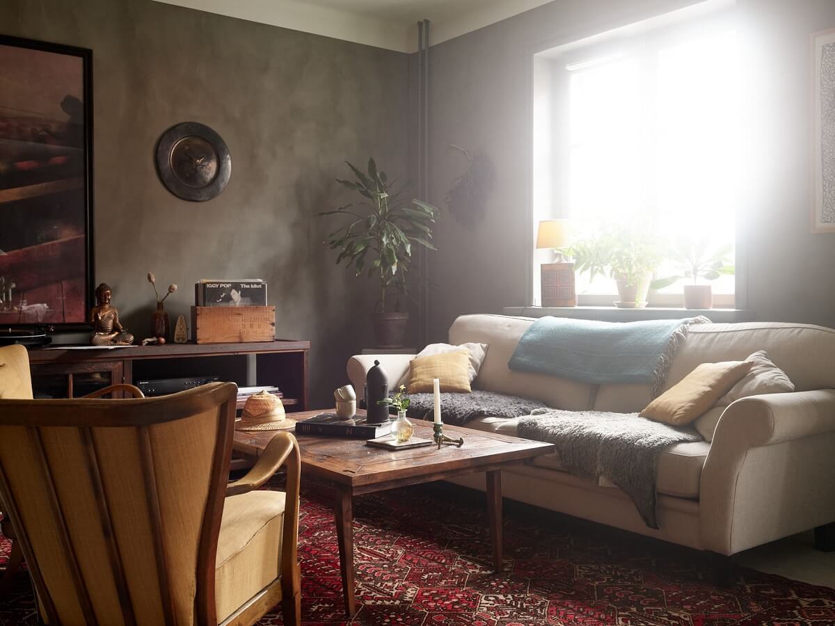 Cozy Vintage Style in a Swedish 1920s Apartment 4 vintage style living room