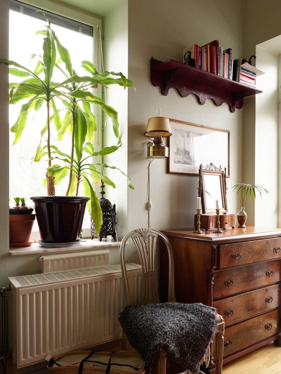 Floor-to-Ceiling Bookcases in a 1950s Swedish Home 14 antique dresser