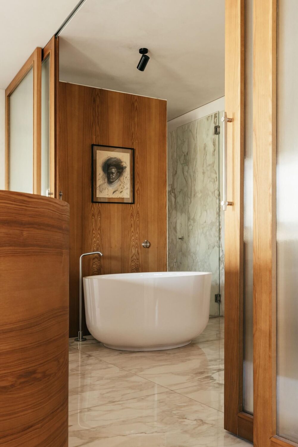 The Suspended Garden: An Architect-Designed Mid-Century Lisbon Apartment 14 bathroom 1 The Suspended Garden: An Architect-Designed Mid-Century Lisbon Apartment