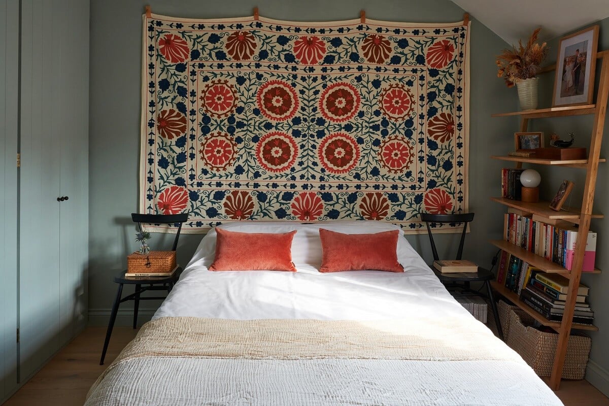 A Small Cottage-Style Apartment in London 15 bedroom with colorful tapestry