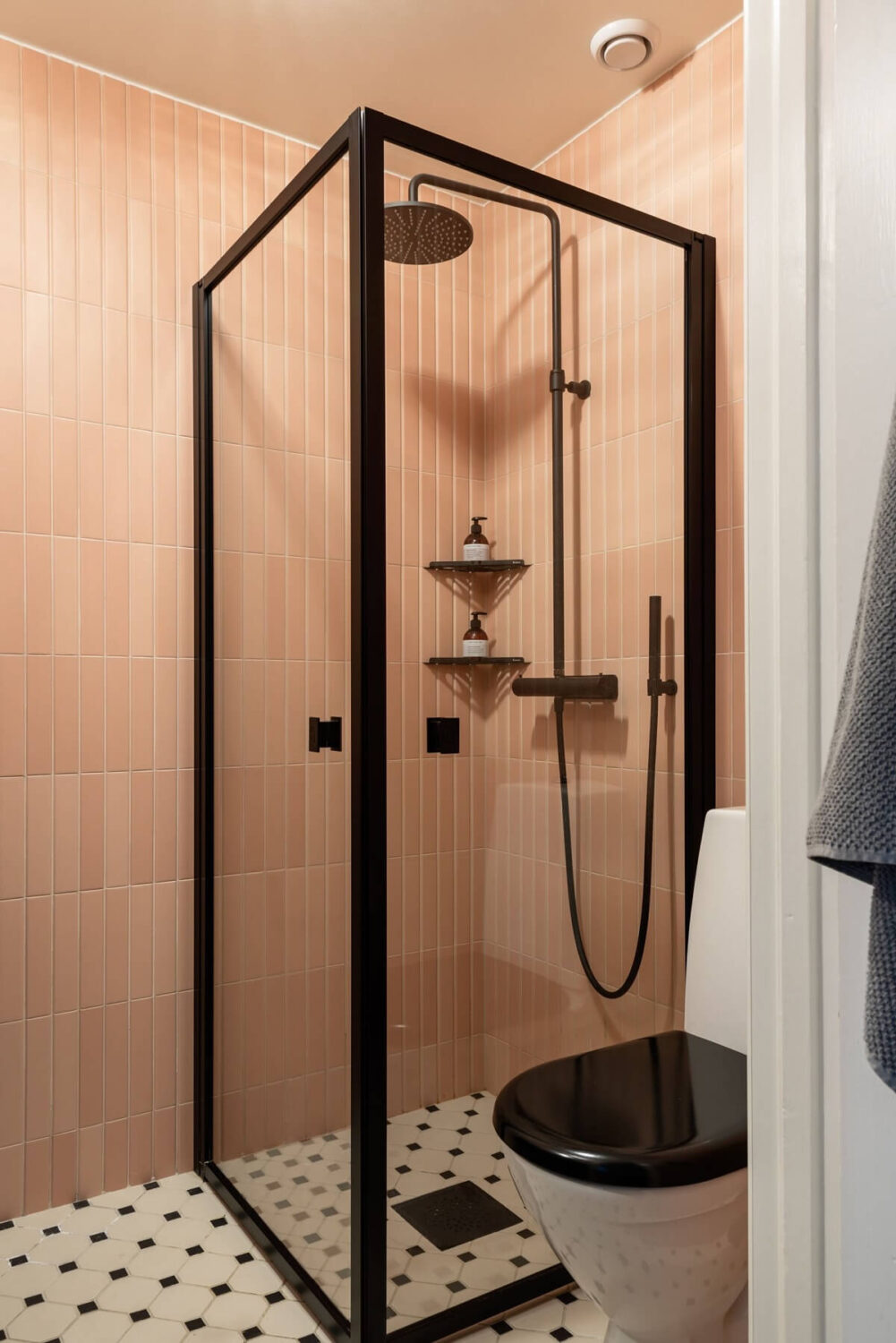 83 Small Bathroom Ideas & How To Make It Look Bigger 38 black industrial style shower with pink wall tiles nordroom