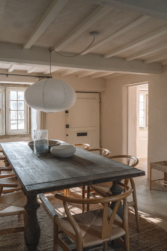 Contemporary Interiors in a Historic English House 3 cottage dining room with wishbone chairs
