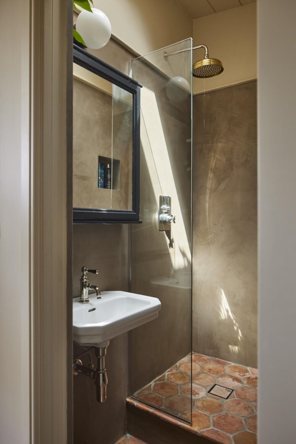 83 Small Bathroom Ideas & How To Make It Look Bigger 15 gray bathroom with stone floor
