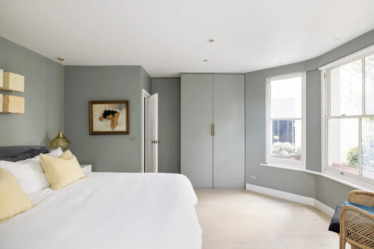 A Modern Apartment with Skylights in a Historic Building 11 gray bedroom