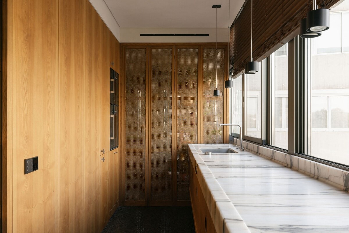The Suspended Garden: An Architect-Designed Mid-Century Lisbon Apartment 7 kitchen suspended garden portugal The Suspended Garden: An Architect-Designed Mid-Century Lisbon Apartment
