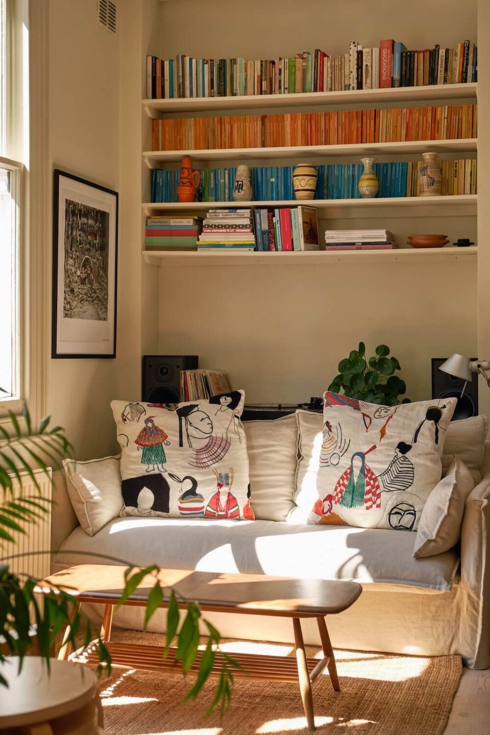 A Light London Apartment with a Yellow Kitchen 3 living room detail with built in bookshelves nordroom