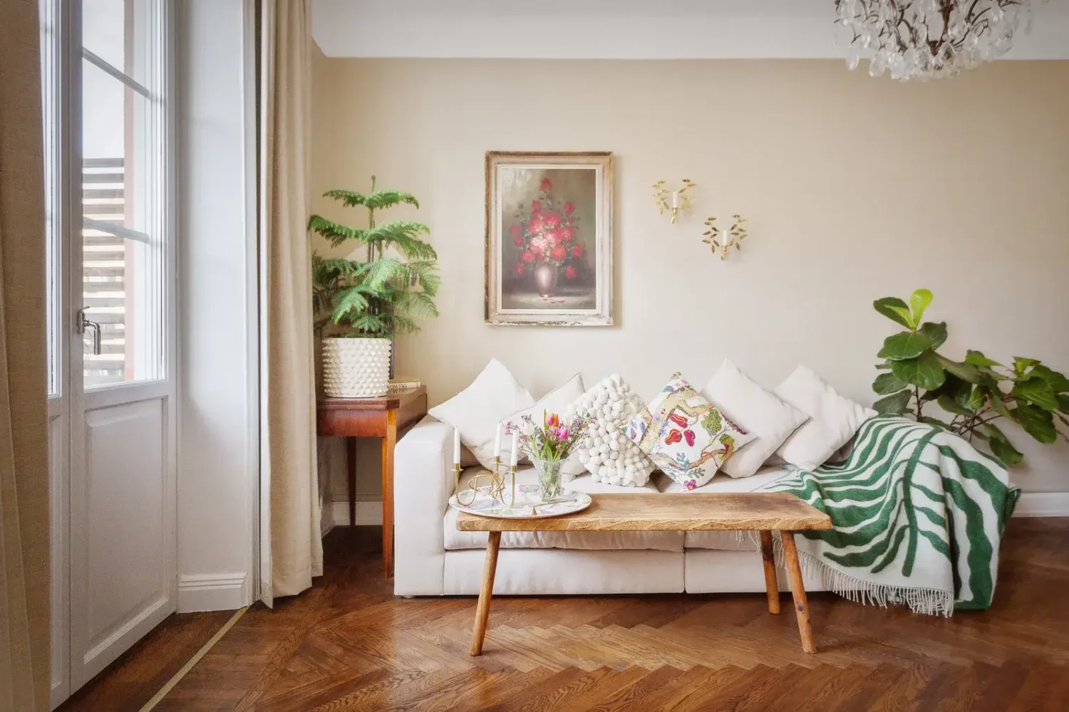 A Swedish Studio Apartment Decorated in a Classic Style 3 living room with wooden floor A Swedish Studio Apartment Decorated in a Classic Style