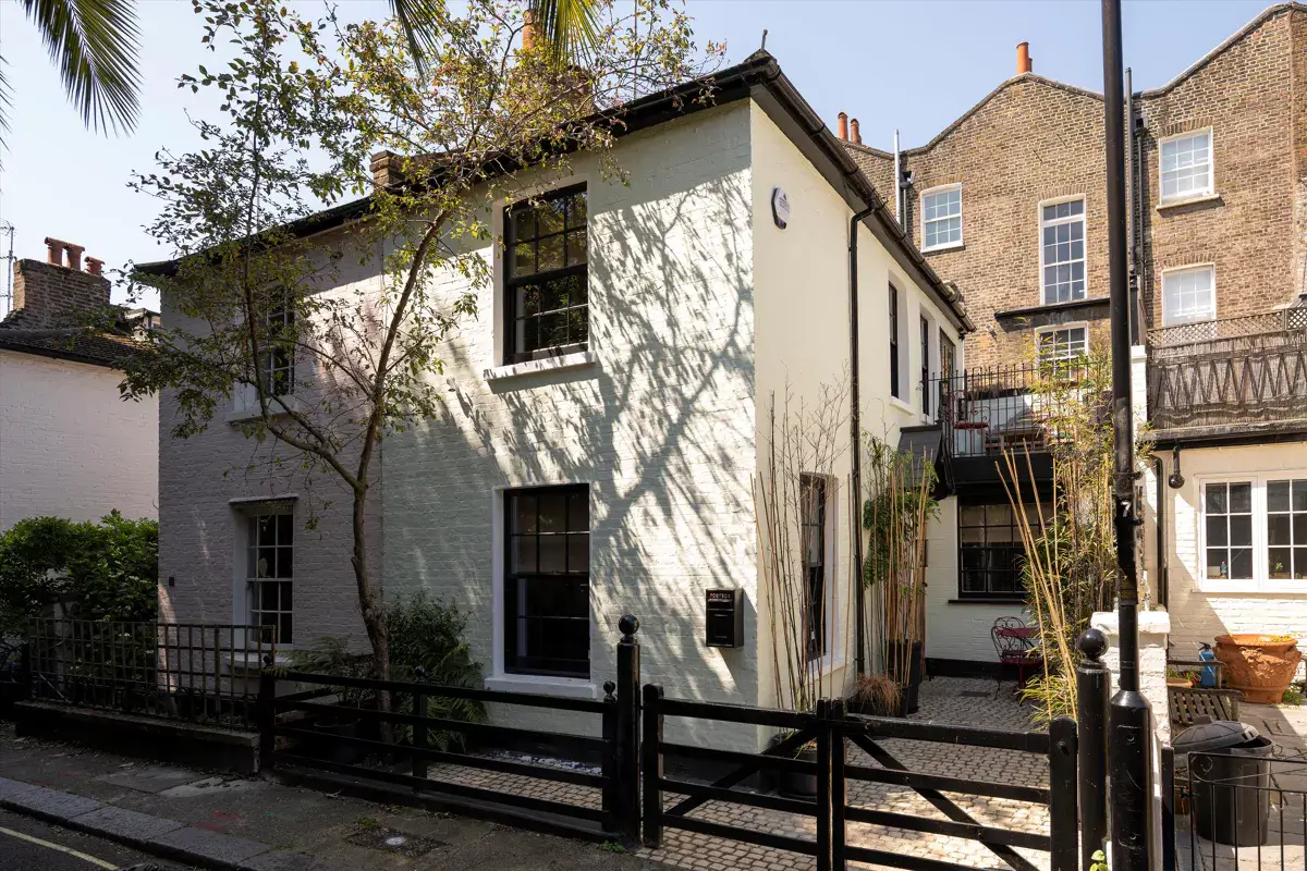A Stylish Renovated House in Notting Hill 13 london building