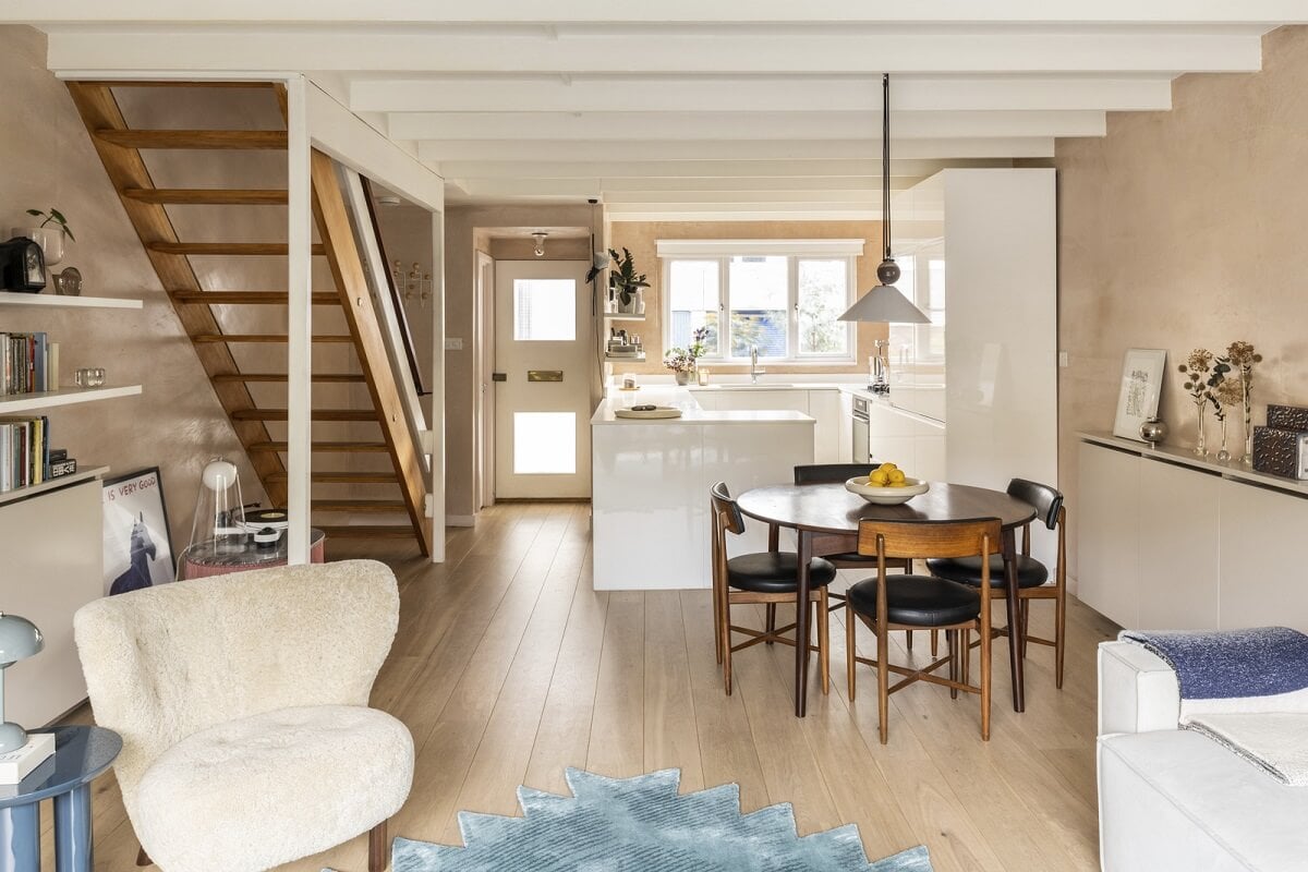 A Modern London Home with Plaster Walls 7 open plan living room and kitchen