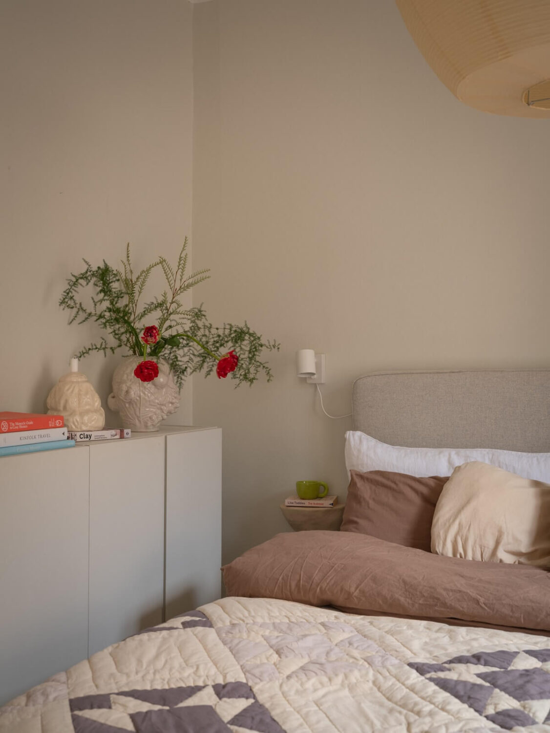 Light Rooms and Soft Color Tones in a Swedish Apartment 18 serene bedroom with beige walls