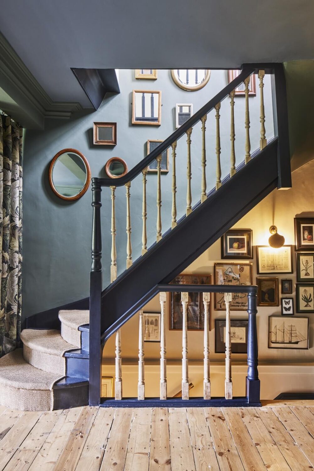 Inviting Colors in a Charming Georgian House in London 6 staircase