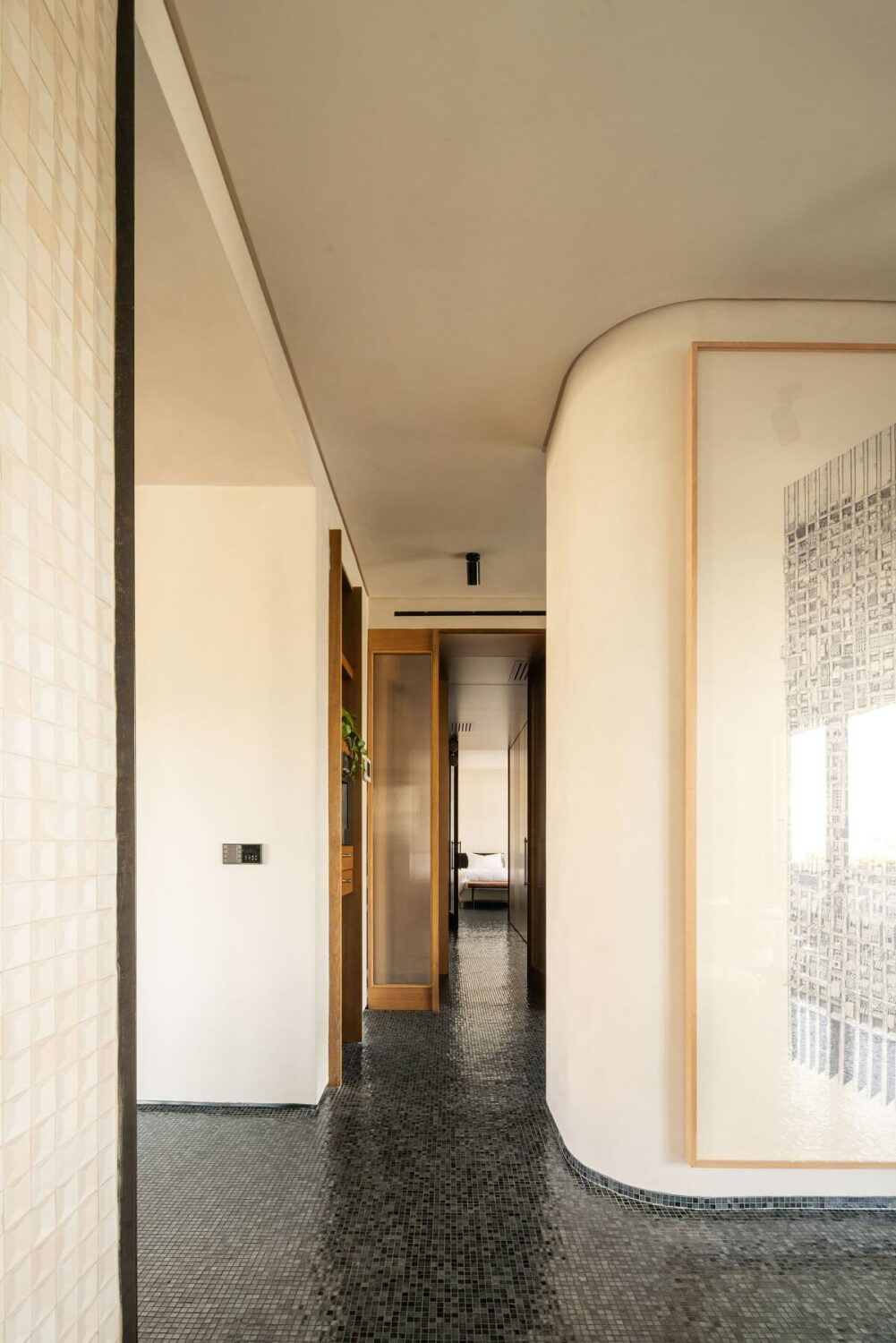 The Suspended Garden: An Architect-Designed Mid-Century Lisbon Apartment 11 suspended garden hall The Suspended Garden: An Architect-Designed Mid-Century Lisbon Apartment