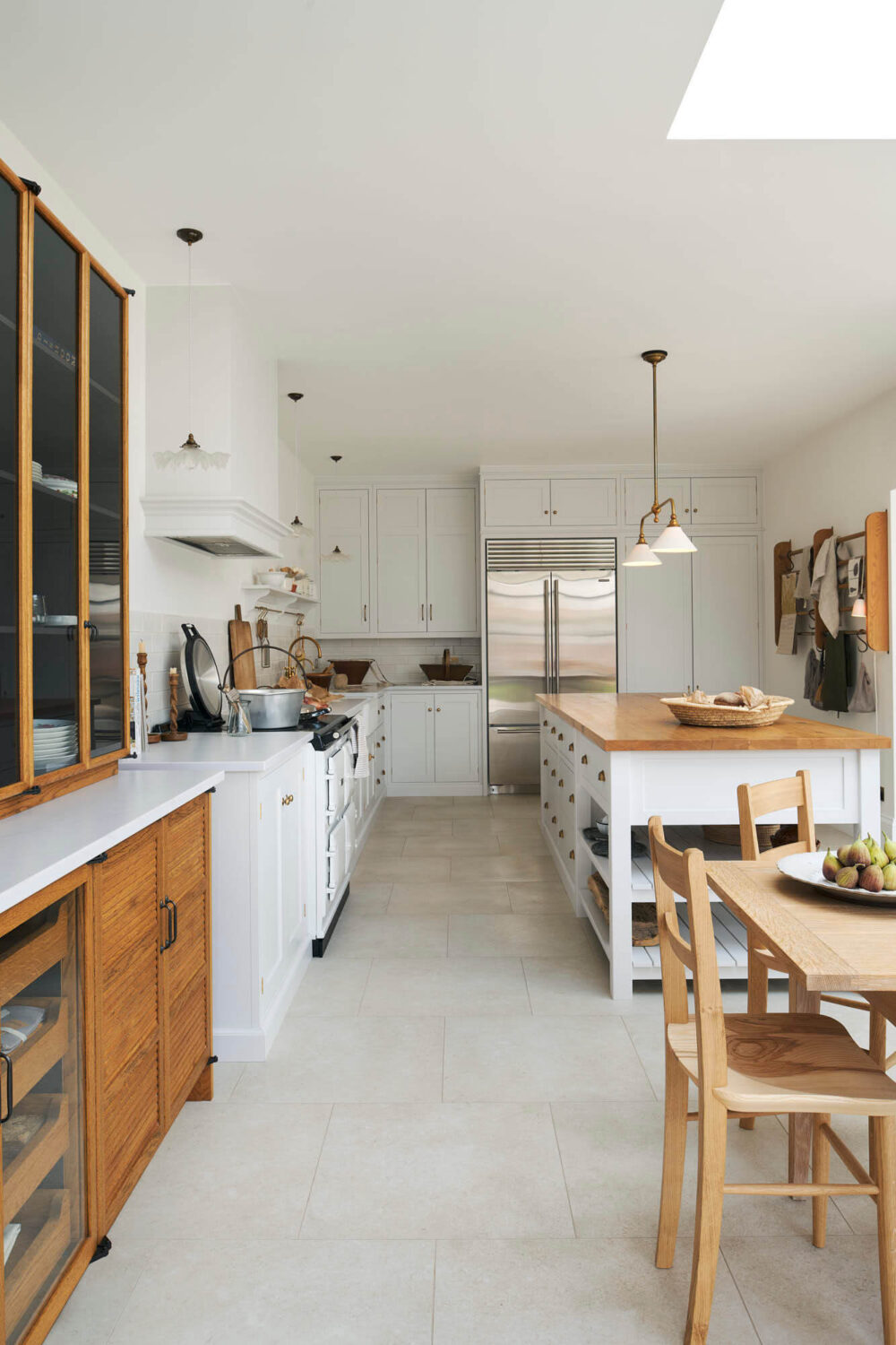 A Stylish White deVOL Kitchen in an Edwardian House 5 4.TheRealShakerKitchen deVOL A Stylish White deVOL Kitchen in an Edwardian House