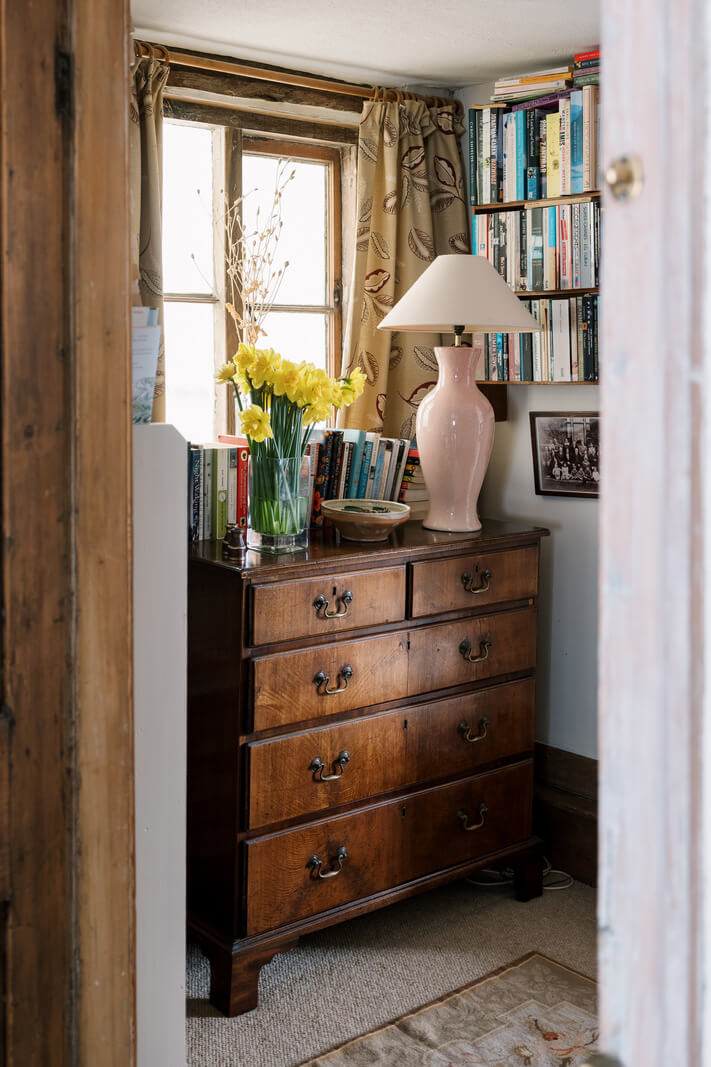 A Cozy Historic English House with Exposed Beams 10 Hill Street Hastings 20 A Cozy Historic English House with Exposed Beams
