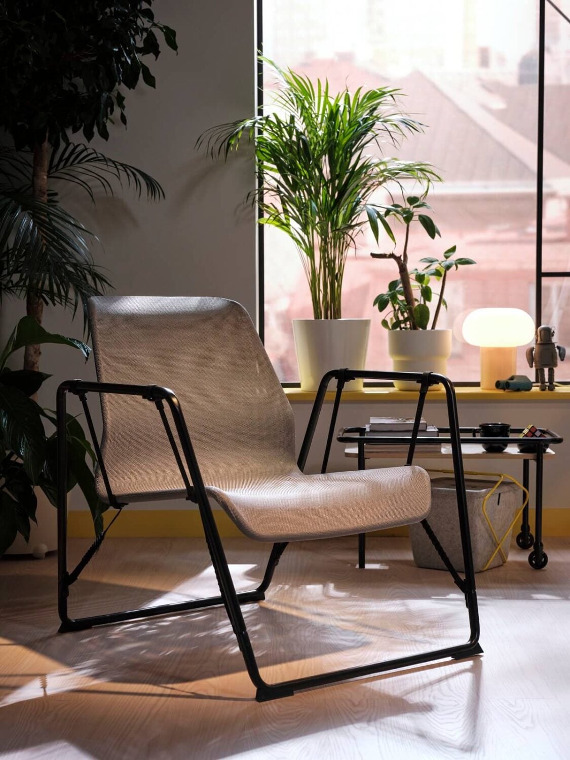 IKEA BRÄNNBOLL: A New Gaming Collection with Colorful Products 27 IKEA-BRANNBOLL-black-gaming-chair