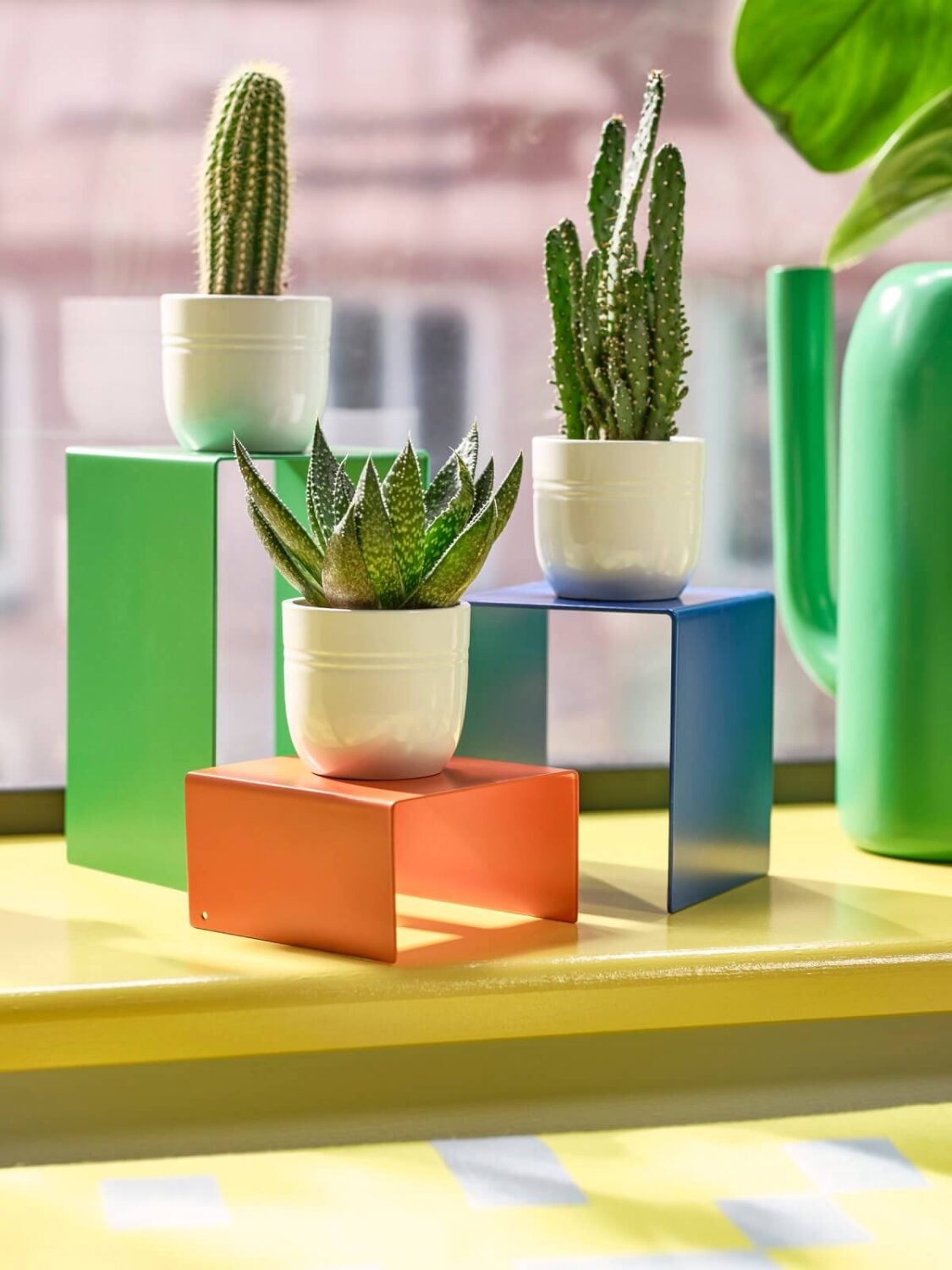 IKEA BRÄNNBOLL: A New Gaming Collection with Colorful Products 23 IKEA_BRANNBOLL_hallare f acc_PH198809