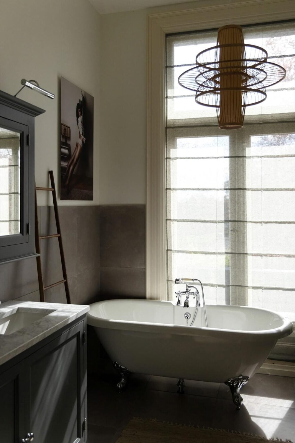 A Warm Atmosphere in a Historic Dutch Villa 23 bathroom