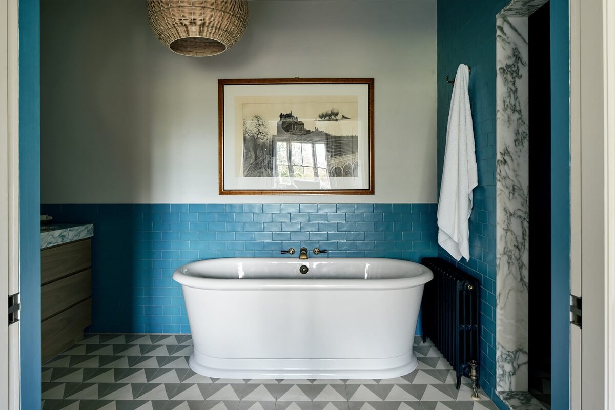 Historic Features and Modern Design in an English Regency Villa 15 bathroom with blue paneled walls