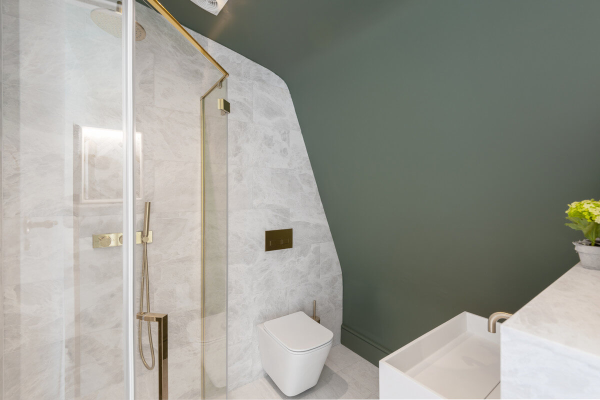 A Light London Maisonette in a Former Artist's Studio 24 bathroom with green walls