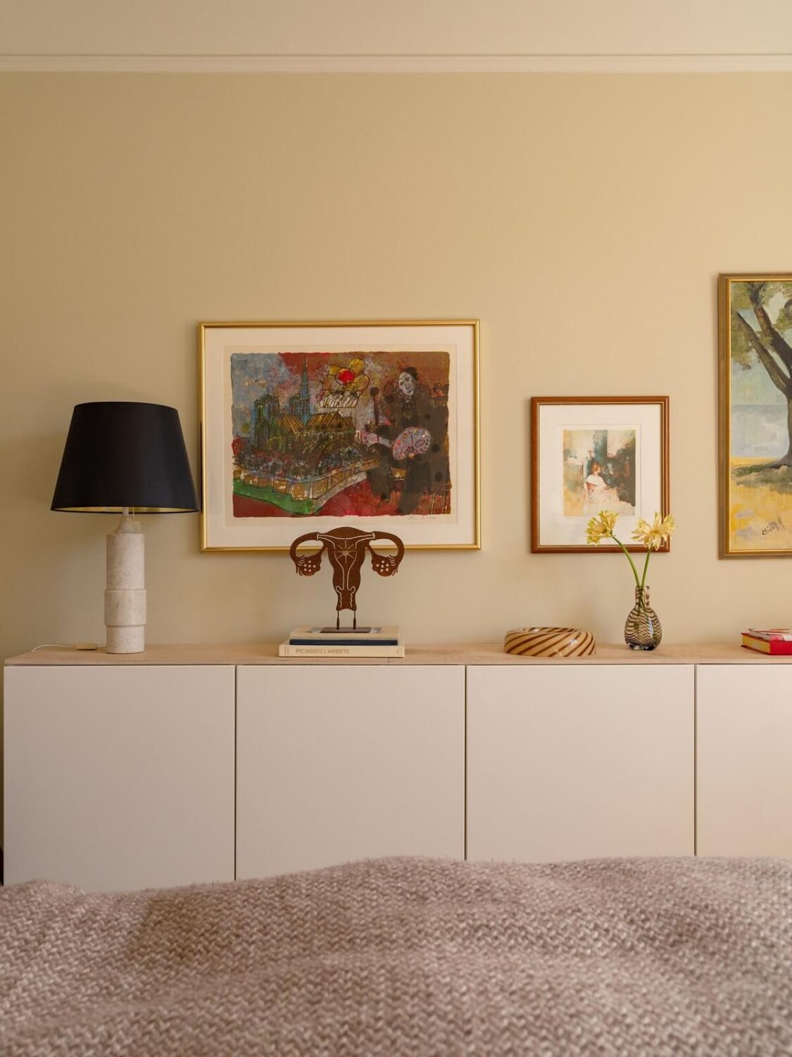 A Stockholm Apartment with Bright Green Color Accents 15 bedroom cabinets and beige walls